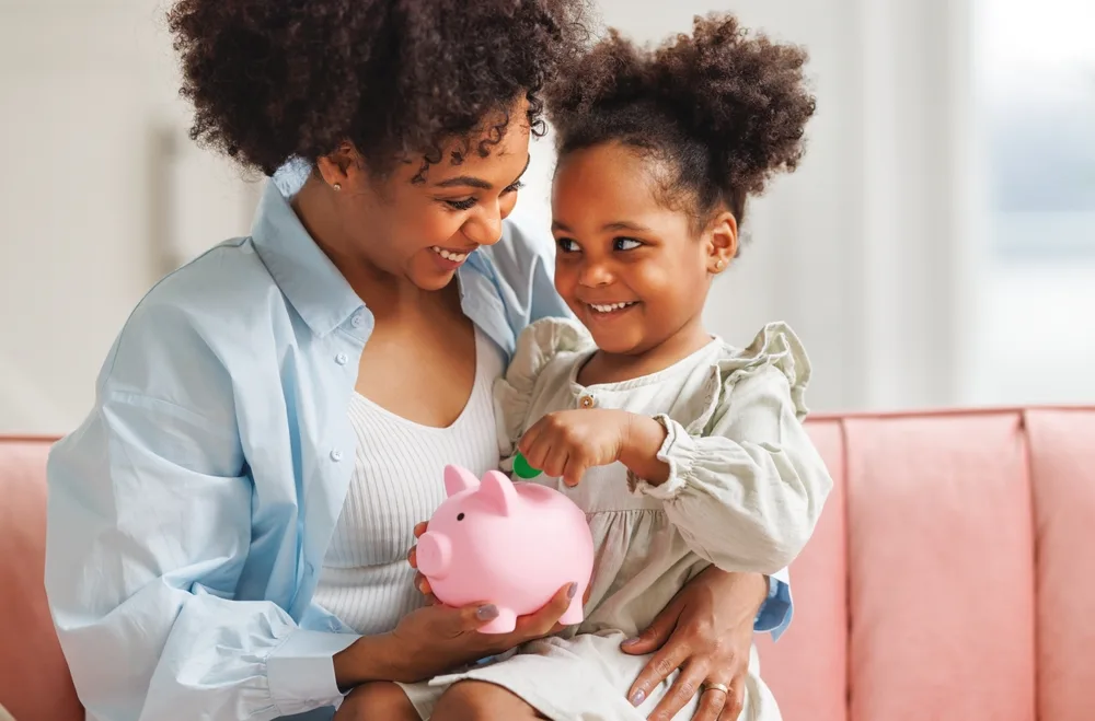 7 Legitimate Ways to Lower Your Monthly Bills Without Sacrificing Your Lifestyle